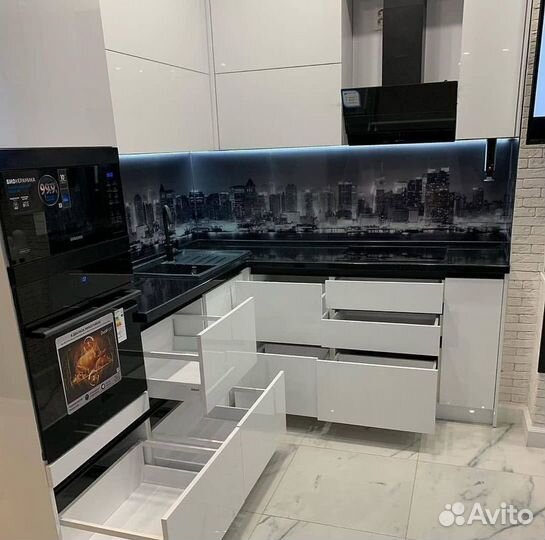 Кухня Кухонный гарнитур