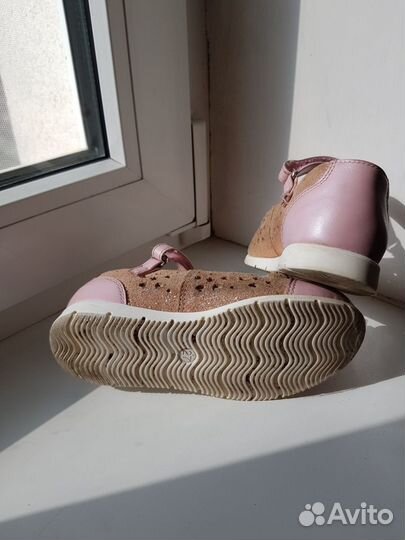 Туфли для девочки, 27 размер, б/у