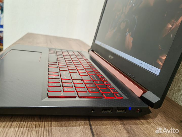 Asus Ryzen 5 / SSD 256 / RX 560X-4 гб