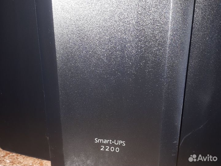 Ибп APC smart ups 2200