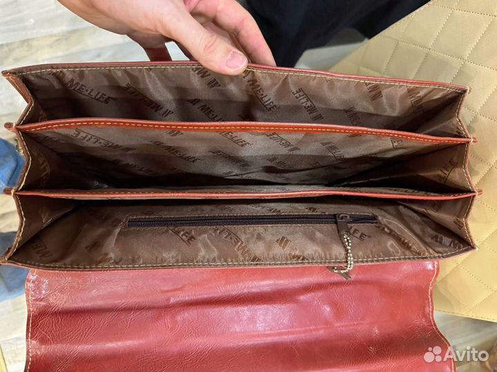 Мужской кожаный портфель