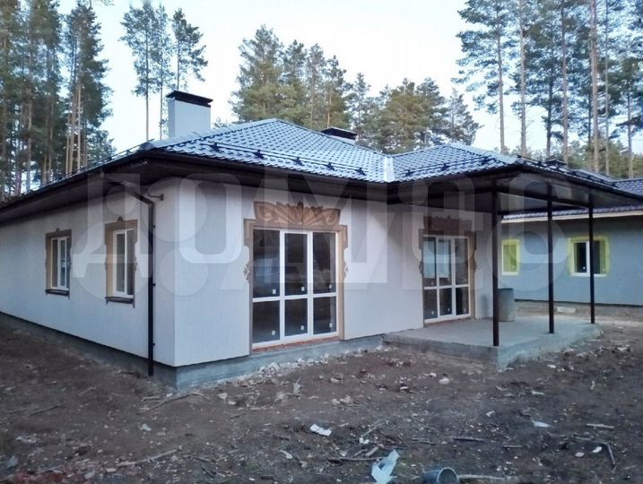 Коттедж 154 м² на участке 9 сот.