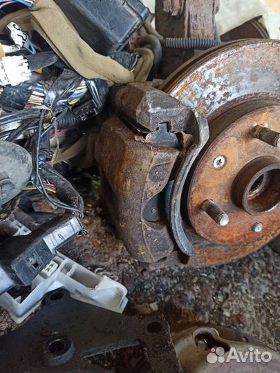 Суппорт передний левый Chevrolet Lacetti F16D3