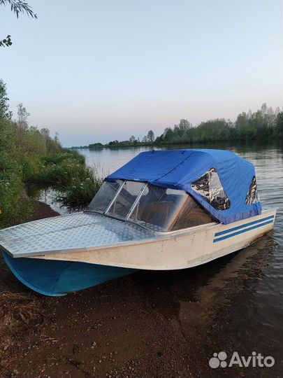 Лодка Воронеж с мотором Сузуки 30