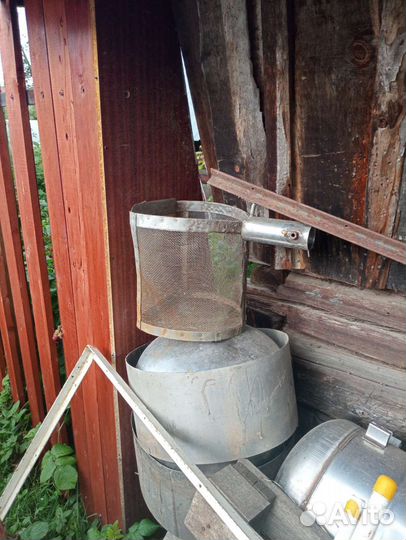 Сак под мотыль