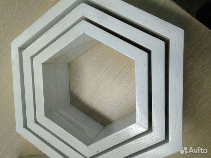 Полки Соты из массива ясеня