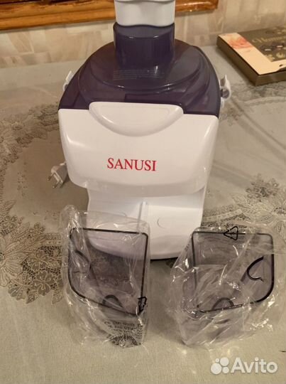 Соковыжималка новая