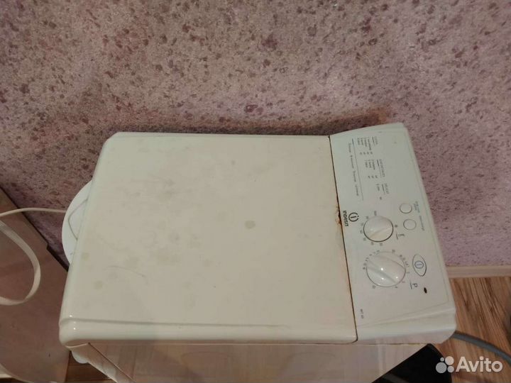 Стиральная машина с вертикальной загрузкой