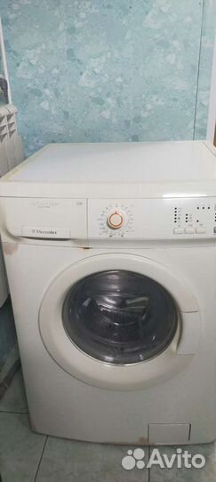 Стиральная машина Electrolux 5 кг