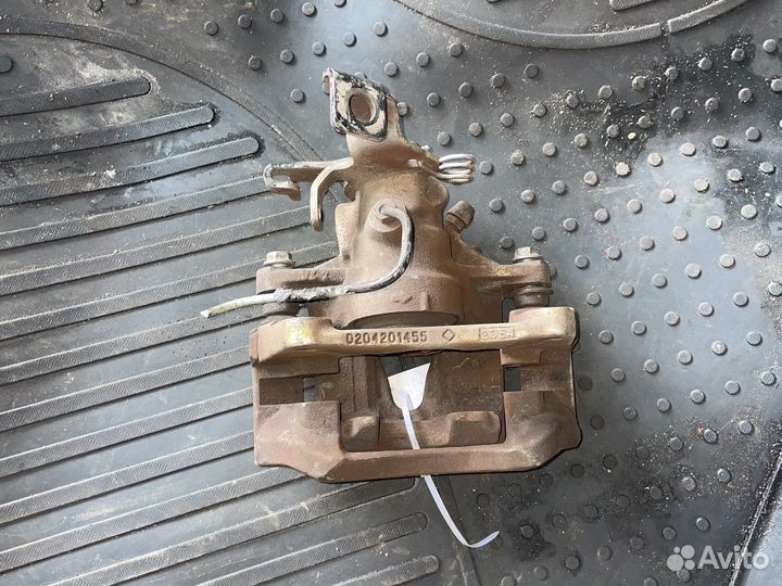 Суппотр задний правый мовано, мастер 2