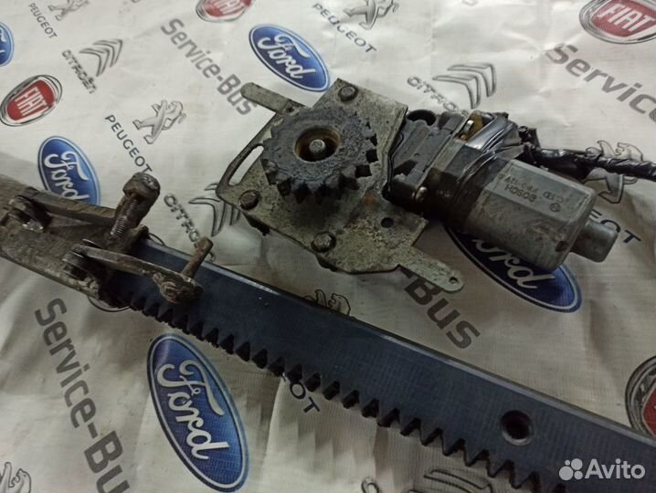 Механизм автоматической двери ford transit 2012г.в