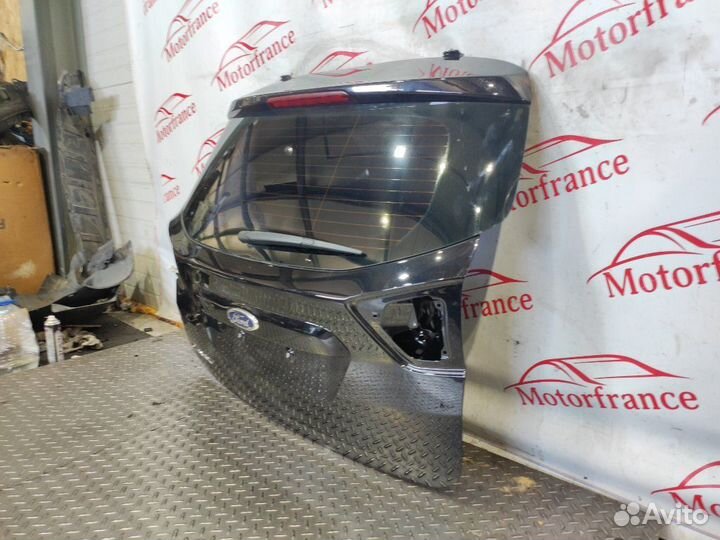 Крышка багажника Ford C-Max 2 2012