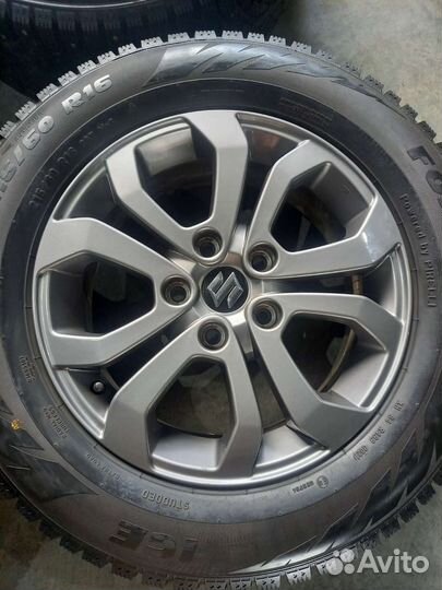 R16 Formula Ice 215/60, PCD 5x114.3 DIA 60.1