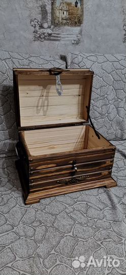 Хлебница-сундук