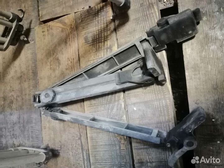 Штатив и площадка под камеру