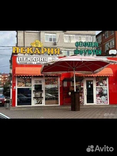 Пекарь на тандыр. Узбекская лепешка