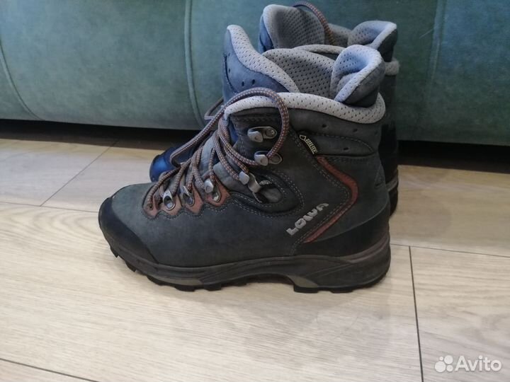 Трекинговые ботинки lowa Mauria W gtx. Размер 38
