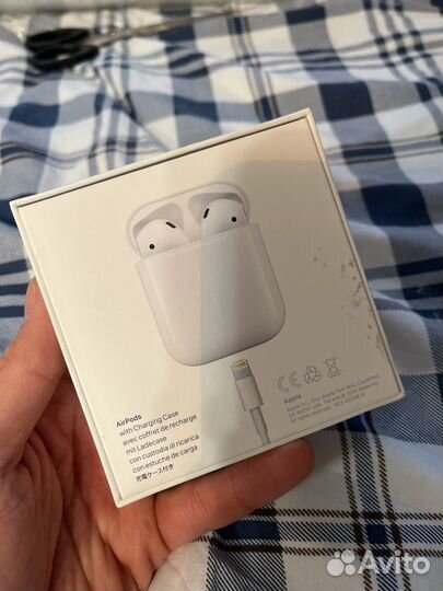 Коробка от airpods