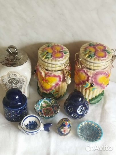 Банки для сыпучих продуктов и солонки