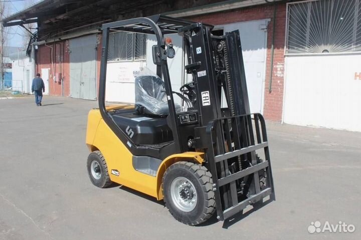 Вилочный погрузчик UN Forklifts FG25, 2023