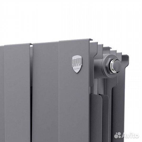 Биметаллический секционный радиатор отопления Roya