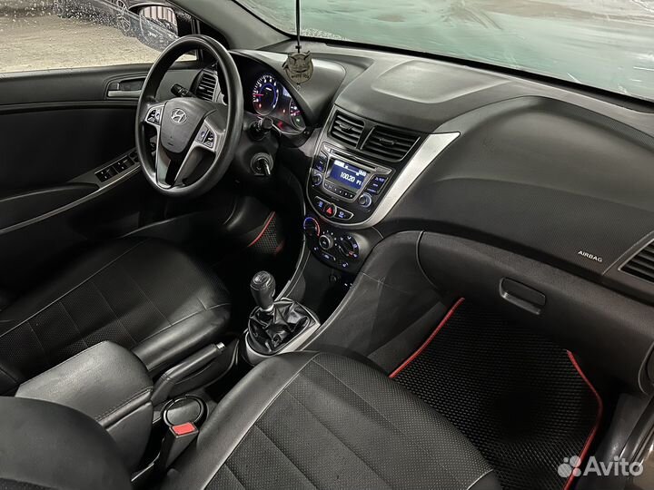 Hyundai Solaris 1.6 МТ, 2015, 313 000 км