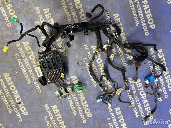 Проводка подкапотная Kia Rio 2 хэтчбек 2010