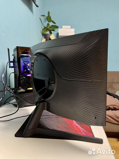 Игровой монитор Samsung 27 2k 165Гц