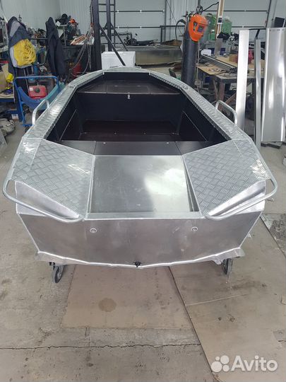 Новая алюминиевая лодка Belta 390P нерегистрат