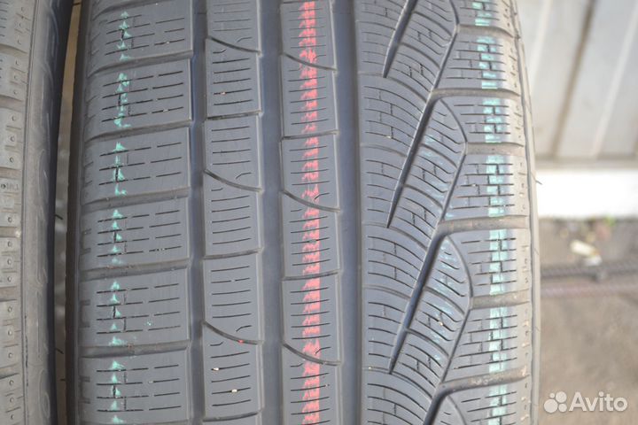 Pirelli Winter Sottozero 240 Serie II 255/40 R20 101V