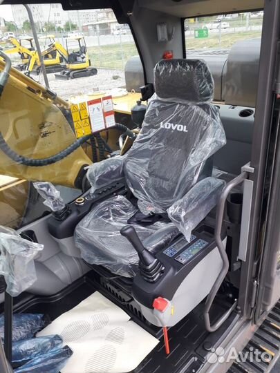 Гусеничный экскаватор Lovol FR245E2, 2022