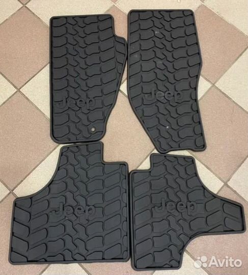 Коврики салона Jeep Cherokee 82212081