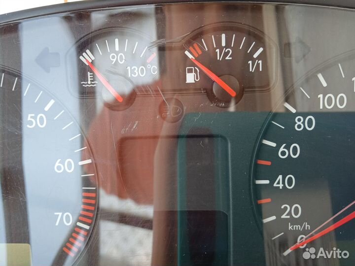 Панель приб. VW Passat B5 VAG 3b0920822x