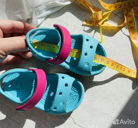 Сандали crocs c4