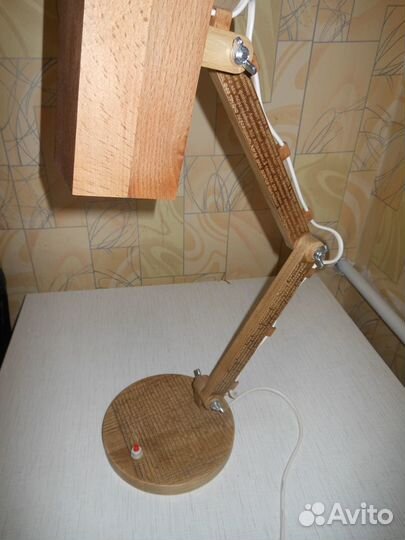 Лампа настольная из дерева