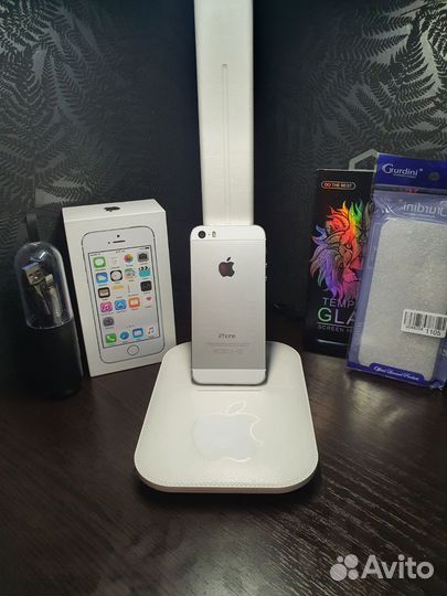 Телефон iPhone 5s