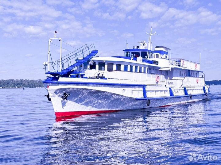 Продается пассажирское речное судно 