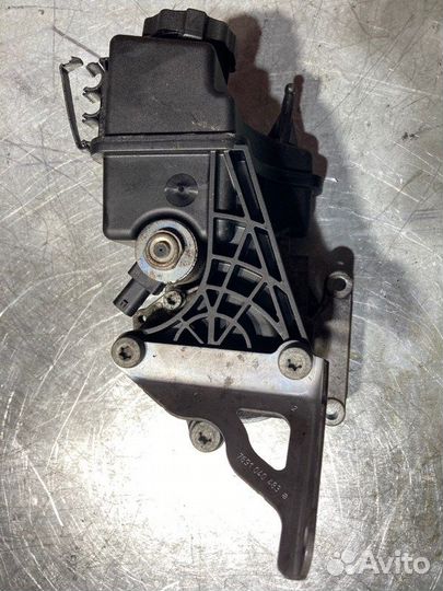 Насос гидроусилителя руля Mercedes Glk X204 OM651