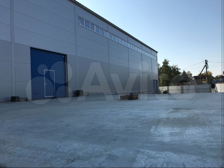 Склад, 2100 м²