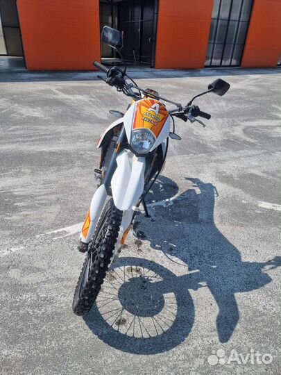 Avantis dakar 250 twincam