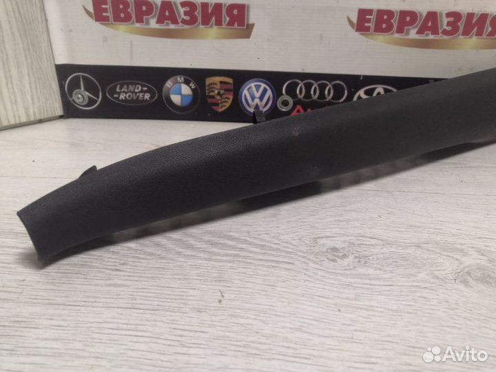 Накладка на порог задняя левая Audi A4 B8 cdhb