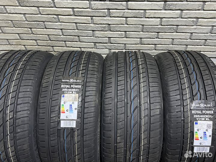 Royal Black Royal Power 295/40 R21 111W