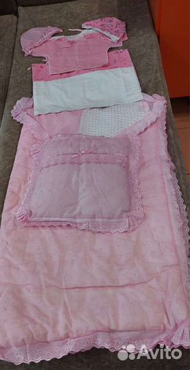 Комплект на выписку для девочки новый