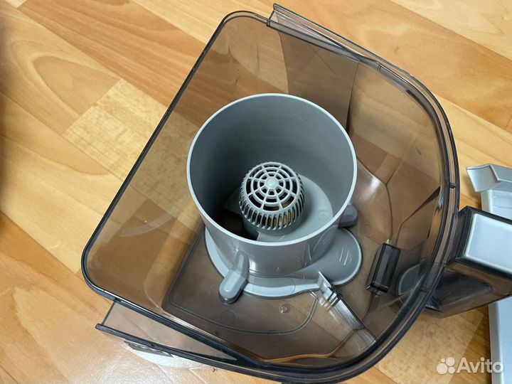 Пылесос Samsung Air Track Plus 1800w