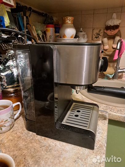 Кофеварка Vitek V-1513 под ремонт или на донора