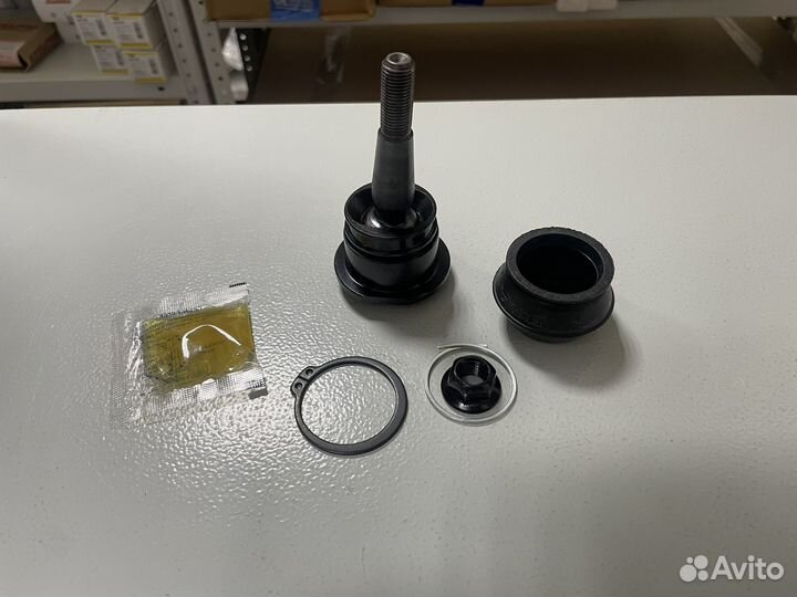 Шаровая опора Верхняя Chevrolet Tahoe 2000-2006