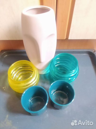 Бутылки, вазочки, баночкт