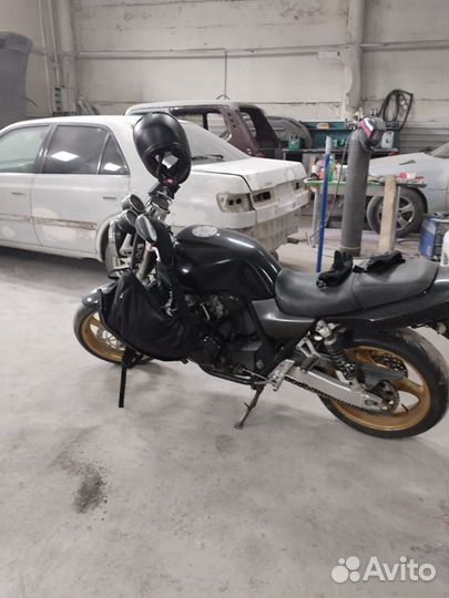 Honda cb 400