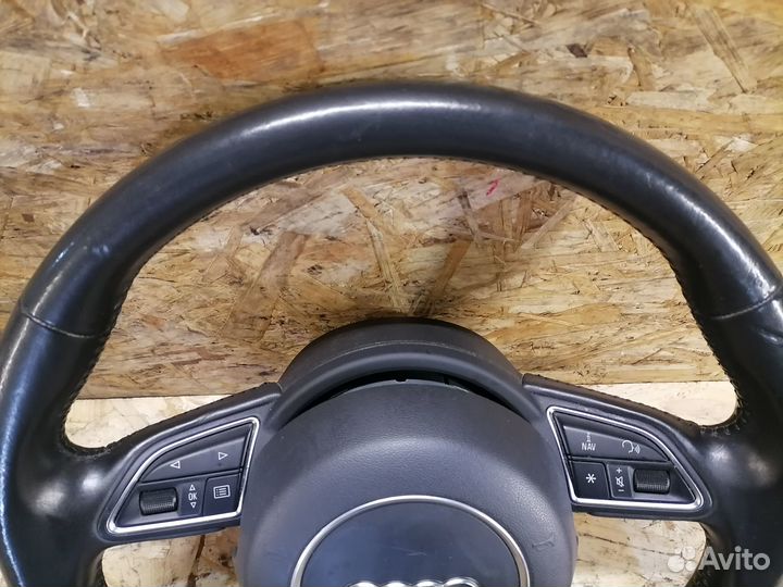 Руль в сборе с подушкой Audi A1