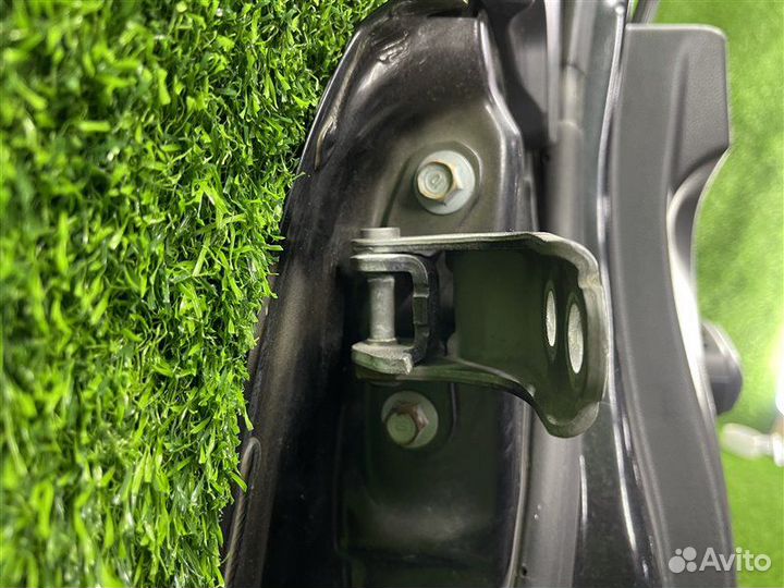 Петли двери передние правые Honda Fit GE6 L13A